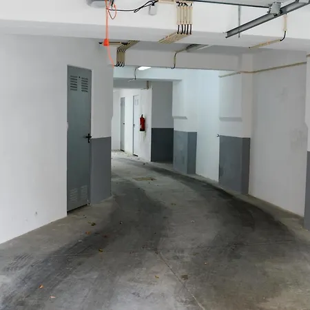 Apartment Near Marques Pombal Square