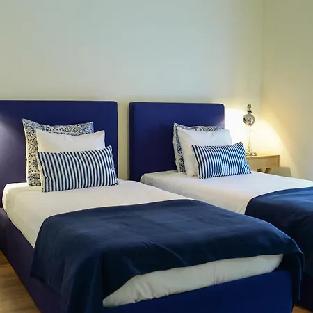 Near Marques Pombal Square Apartment *