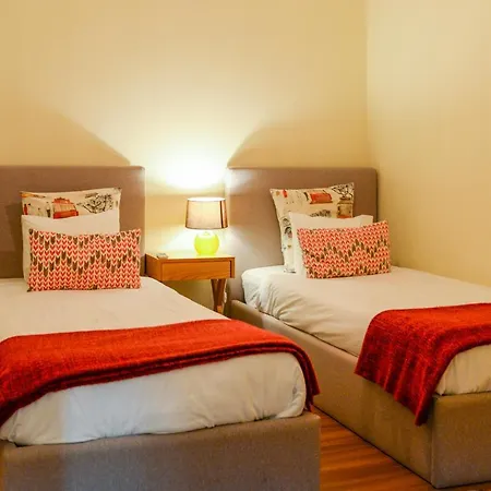 Near Marques Pombal Square Apartment *