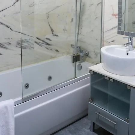 Near Marques Pombal Square Apartment Lisbon